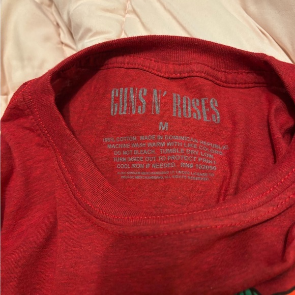 Guns N' Roses Women's Red Short Sleeve Tee - Picture 3 of 3